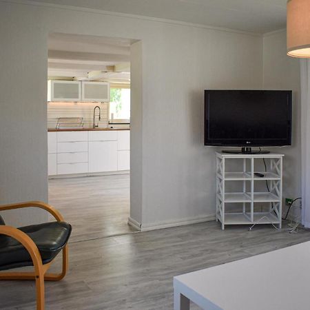 2 Bedroom Nice Home In Ystad Luaran gambar